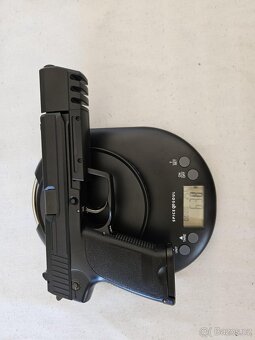 Airsoftová pistole - 4