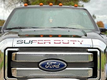 2011 Ford F-350 6.7 V8 PowerStroke | King Ranch - 4