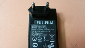 FUJIFILM BC-45BE, Sony AC-V15 - 4