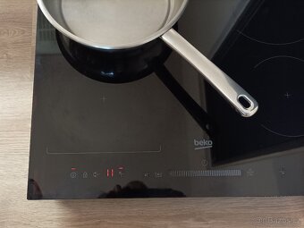 Indukční varná deska BEKO - 4