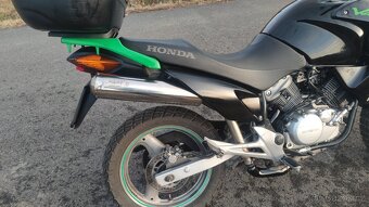 Honda XL Varadero 125V - 4