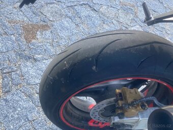 Honda CBR 929RR Fireblade - 4