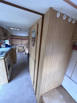 Prodám karavan k renovaci - 4