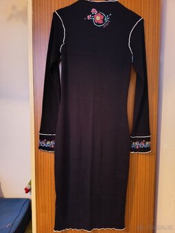 Nové šaty Desigual - 4