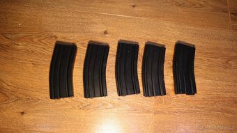 Zásobníky CYMA pro M4 - kovové, tlačné, 140bb - 4