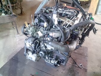 MOTOR 2.2HDI 4HN 115KW Peugeot Citroen PSA na díly - 4