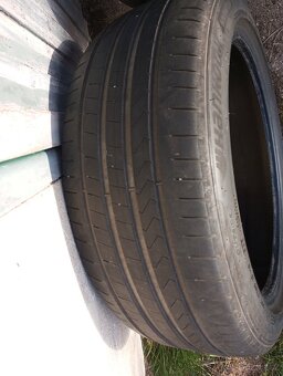 4x letní pneumatiky 235/45 R18 - Hankook + Continental - 4