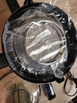 Odšťavňovač Philips nové - 4