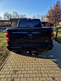 Dodge RAM 1500 Big Horn - 4