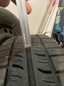 Opel astra - 4 plechove disky s pneumatikami - 4