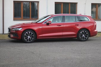 Volvo V60 D3 Momentum Automat+LED+Tažné+Panorama - 4