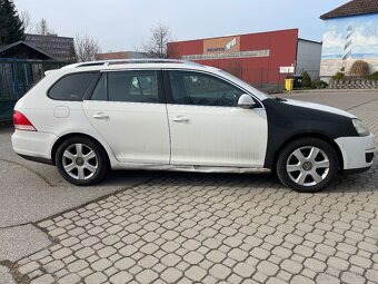 Volkswagen Golf V 1.9 TDi 77kW kombi, rok 2008 - 4