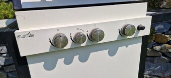 Plynový gril Char-Broil Convective - 4