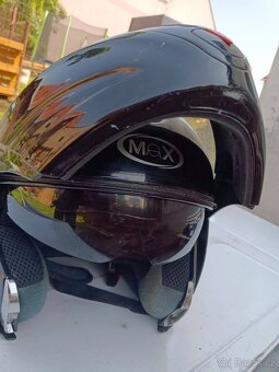 Moto přilba 1 - 4