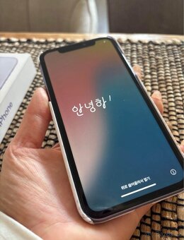 iphone 11 128GB fialový - 4