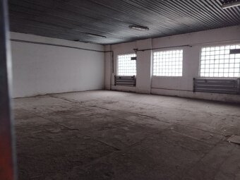 Pronájem levné sklady a výrobní haly v Hradci Králové 120m2 - 4