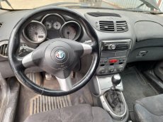 Alfa Romeo GT 2005 - 4