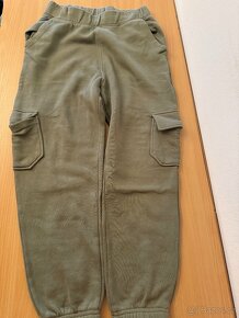 3x tepláky H&M, vel. 140 - 4