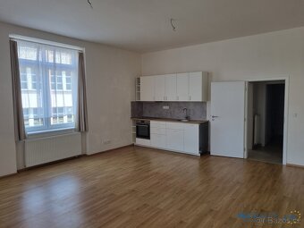 Pronájem zděného bytu 2+kk, 64m2, Náchod. - 4