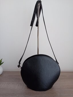 Genuine Leather dámská malá kabelka kožená - 4