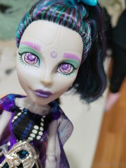 Monster high Boo York Elle Eedee a luna Mothews - 4