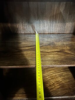 Krásná vitrína s vitrážemi elegantní kus - 4