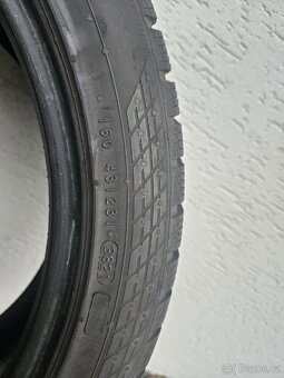 Nokian 215/45 R17 - sada zimních pneu - 4