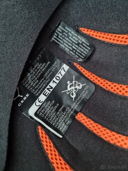 Lyzarska helma CÉBÉ - 4