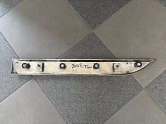 Lišta chromová Peugeot 2008 PZ - 4