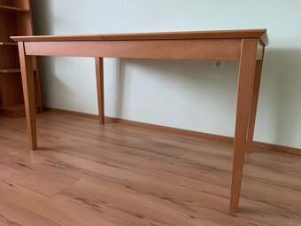 Rozkládací jídelní stůl - 4