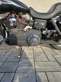 Harley Davidson DYNA FAT BOB - 4