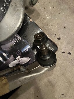 Prodám díly na BMW E60 - 4