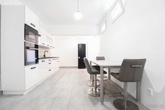 Prodej apartmánů 2+kk, 51m2 , Praha 9 - Letňany, ul. Třineck - 4