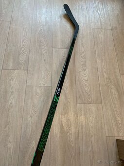 Hokejka CCM ribcor trigger team flex 55 - 4