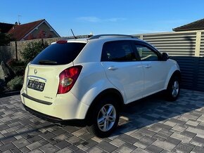 SangYong Korando 2.0i -LPG - 4