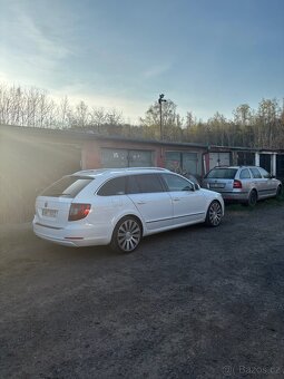 Prodám Škoda Superb 2 combi 2.0TDI 103kw DSG - 4