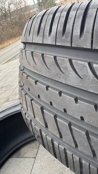Prodam 2x letni pneu 245/40R18 - 4