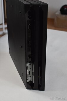 PlayStation 4 Pro 1TB - 4