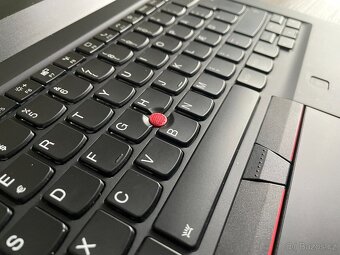 super tenké Lenovo T14s - dotyk LCD, baterie 10h, 16GB RAM - 4