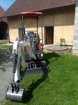 LeiTe LT 1012 minibagr jednoválec KOOP Diesel, chladič hydr. - 4