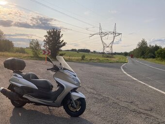 Yamaha Mayesty 400i - 4
