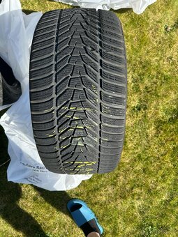 Pneumatiky 275/35 R20 285/35 R20 Hankook Winter icept evo3 - 4