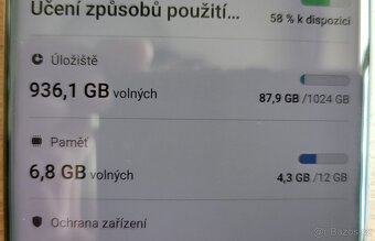 Mobilní telefon Samsung S10+ 1TB a 6 krytů - 4
