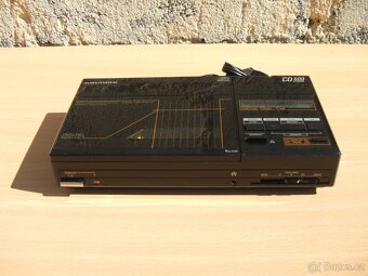 GRUNDIG CD 500 Prisma - legendární CD player - 4