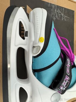 Dětské lední brusle K2 Skates Juno EUR 32-35 - 4