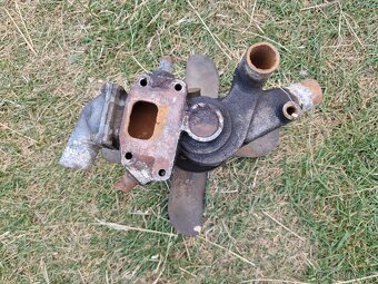 Vodní pumpa škoda Spartak Felicia octavia - 4