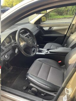 Mercedes w204 C180 1.8 kompresor krásný stav - 4