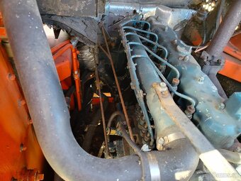 Prodám nakladač Thomas HD T 233 - 4