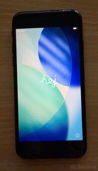 iPhone SE 3. generace ( 2022 ) 64GB, černá barva - 4