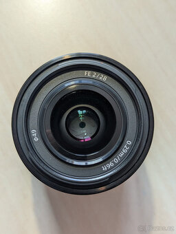 Sony FE 28mm f/2 - 4
